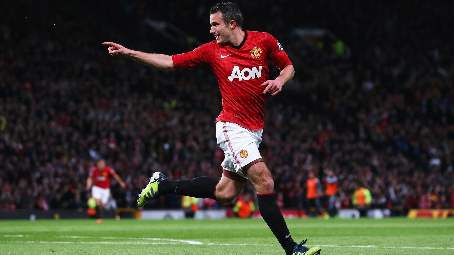 _蓝天白云下：乡村网球趣味挑战赛_，乡村网球场